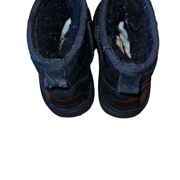 Ugg Suede Kid Boots Size 9 - Picture 2 of 7